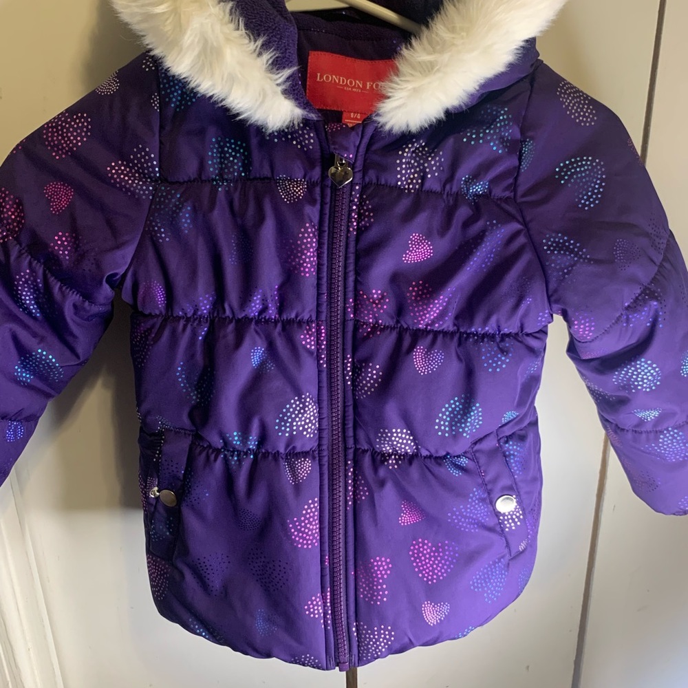 London Fog. Girls size 4. Good Condition.